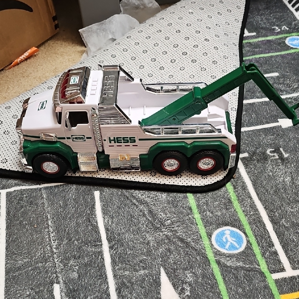 Vintage Green and White Tow Truck Toy Vehicle
